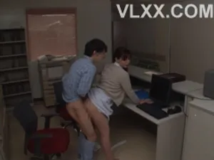 Những em đồng nghiệp xinh đẹp và anh ca sĩ Bến Tre